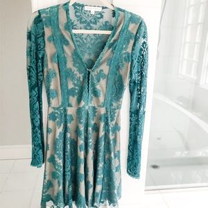 Honey Punch emerald green dress